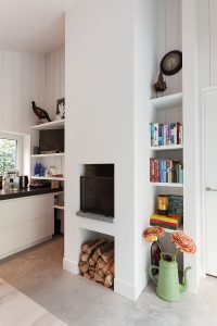 Het zijn lichte ruimtes met grote ramen