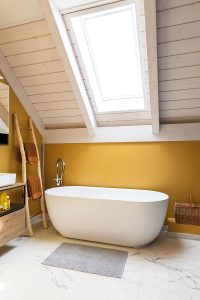 Tijdens het badderen is er uitzicht op de sterrenhemel