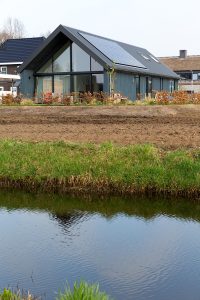 Zonnepanelen vormen de basis voor de stroomvoorziening.